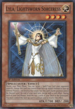 Lyla, Lightsworn Sorceress⁣ - Structure Deck: Dragons Collide⁣ (Common)⁣ [021]