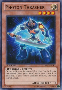 Photon Thrasher (V.1 - Common)⁣ - Battle Pack 2: War of the Giants⁣ (Common)⁣ [103]
