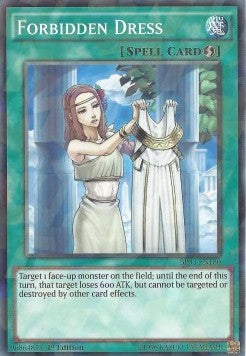 Forbidden Dress (V.2 - Shatterfoil)⁣ - Battle Pack 3: Monster League⁣ (Shatterfoil)⁣ [180]